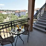 Apartment Natasa Nino Jezera, Murter