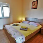 Apartment Natasa Nino Jezera, Murter Jezera