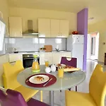 Natasa Nino Jezera, Murter Apartment