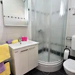 Natasa Nino Jezera, Murter Apartment Jezera