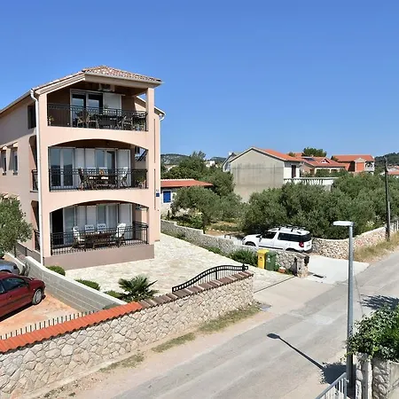 Appartement Natasa Nino Jezera, Murter *