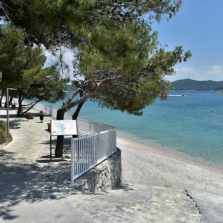 Appartement Natasa Nino Jezera, Murter Jezera